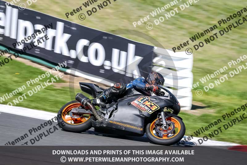 cadwell no limits trackday;cadwell park;cadwell park photographs;cadwell trackday photographs;enduro digital images;event digital images;eventdigitalimages;no limits trackdays;peter wileman photography;racing digital images;trackday digital images;trackday photos